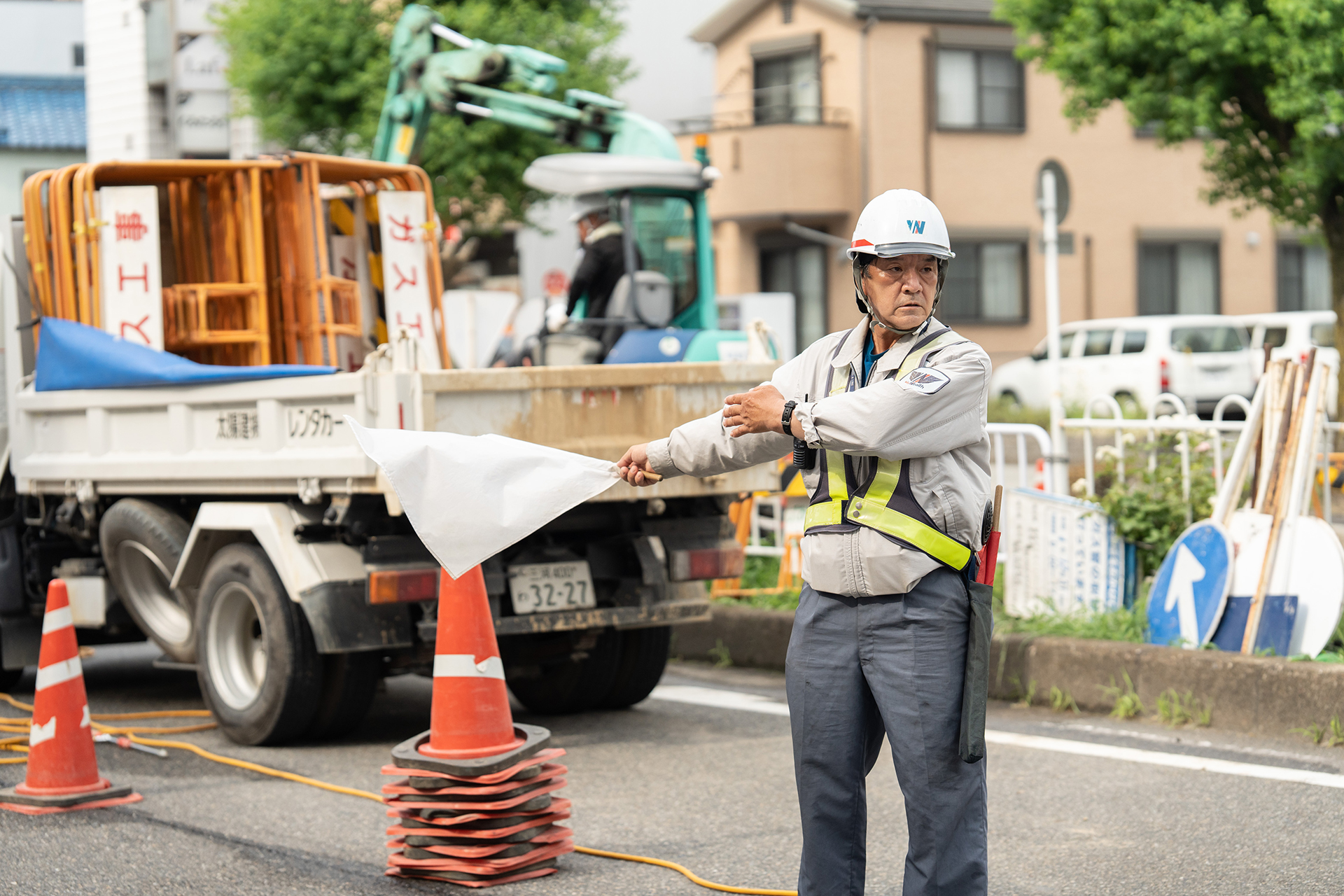 採用率95 以上の警備員 現場の交通整理 株式会社ニューウェルス
